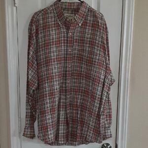 Eddie Bauer Red and White Plaid Linen/Cotton Blend Casual Button Down Shirt